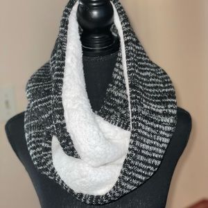 Victoria’s Secret Neck Scarf
